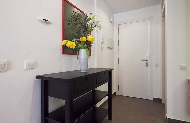 Inside Barcelona Apartments Sants - Photo 20