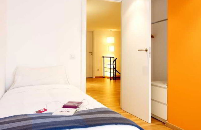 Inside Barcelona Apartments Sants - Photo 3