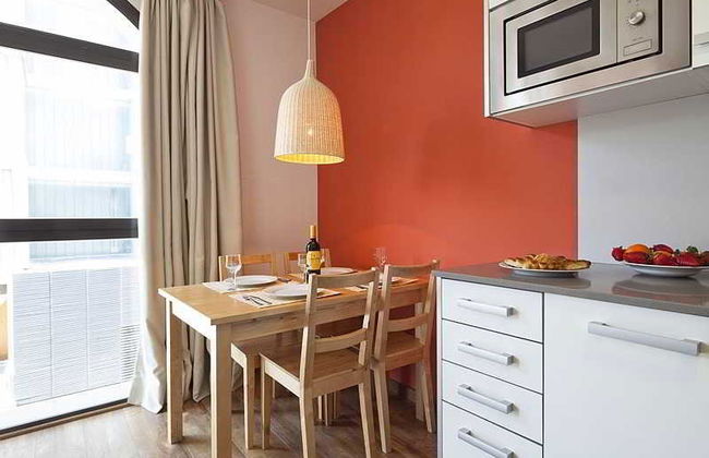 Inside Barcelona Apartments Sants - Photo 27