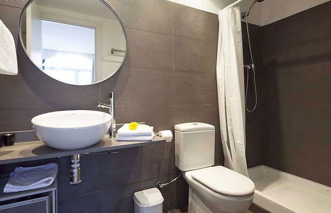 Inside Barcelona Apartments Sants - Photo 46