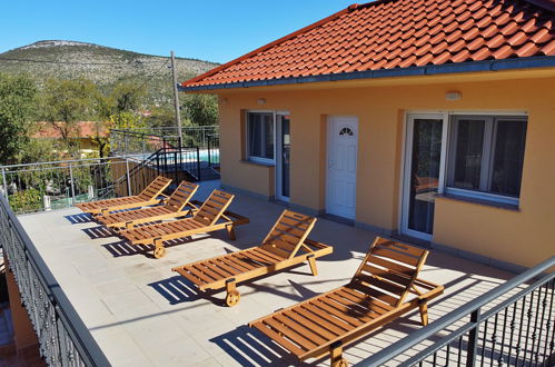 Photo 2 - Maison de 5 chambres à Prgomet avec piscine privée et jardin