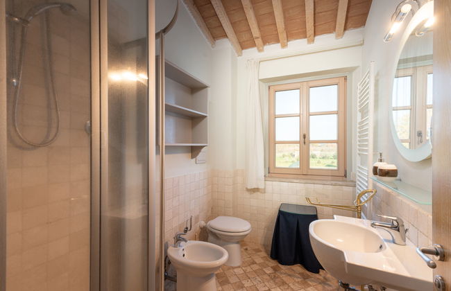 Apartamento de 3 quartos em Scarlino com piscina e jardim - Foto 17