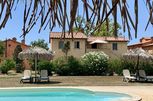 Photo 1 - Appartement de 2 chambres à Scarlino avec piscine et jardin