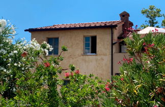 Foto 2 - Apartamento de 2 quartos em Scarlino com piscina e vistas do mar