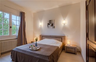 Foto 3 - Appartamento con 2 camere da letto a Fréjus con vista mare