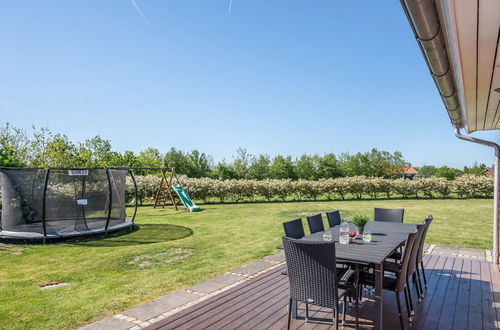Foto 5 - Casa con 3 camere da letto a Tarm con terrazza e sauna