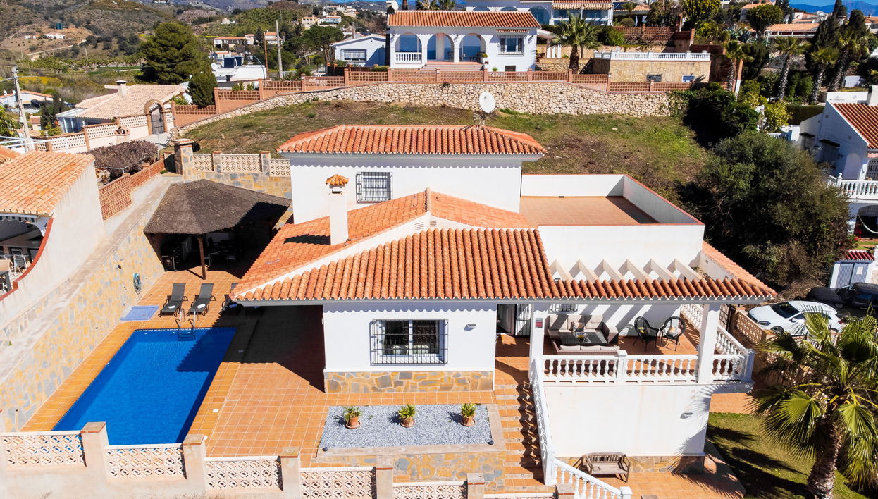 Casa de 5 quartos em Vélez-Málaga com piscina privada e terraço - Foto 1