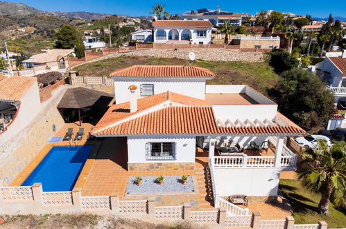 Foto 1 - Casa de 4 habitaciones en Vélez-Málaga con piscina privada y terraza