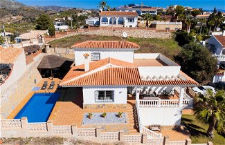Foto 1 - Casa con 4 camere da letto a Vélez-Málaga con piscina privata e vista mare