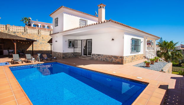 Casa de 5 quartos em Vélez-Málaga com piscina privada e terraço - Foto 2