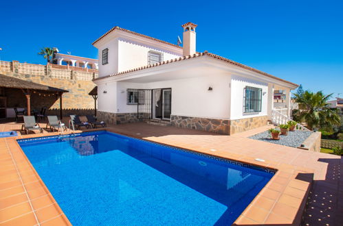 Foto 2 - Casa de 4 habitaciones en Vélez-Málaga con piscina privada y vistas al mar