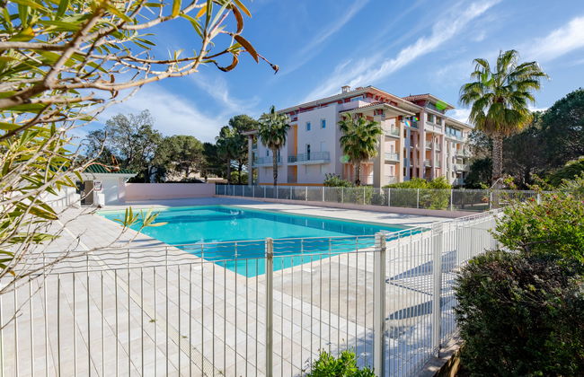 Apartamento de 2 quartos em Fréjus com piscina e jardim - Foto 16