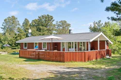 Photo 1 - Maison de 3 chambres à Vesterø Havn avec terrasse