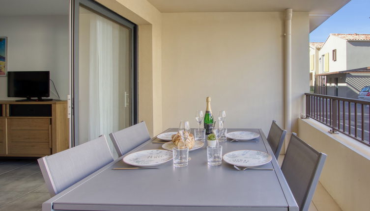 Photo 1 - 2 bedroom Apartment in Saint-Cyr-sur-Mer with terrace