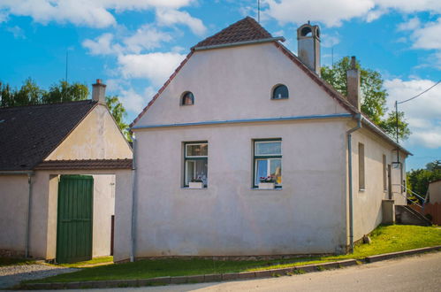 Foto 40 - Haus mit 5 Schlafzimmern in Kojetice mit garten und terrasse