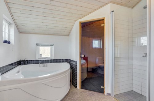 Foto 14 - Casa de 3 habitaciones en Brovst con terraza y sauna