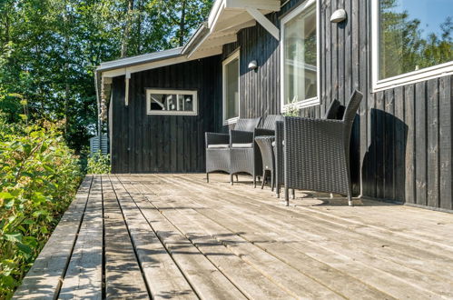 Photo 2 - Maison de 3 chambres à Børkop avec terrasse et bain à remous