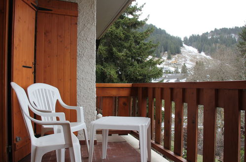 Foto 4 - Apartamento de 1 habitación en Ollon con vistas a la montaña