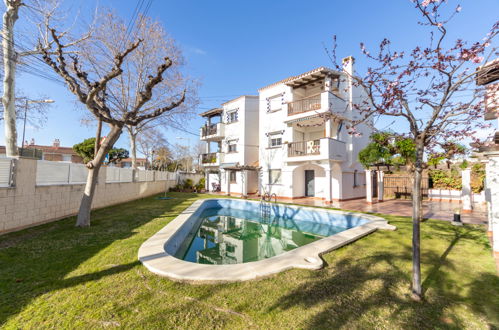 Foto 19 - Apartamento de 2 habitaciones en Cambrils con piscina y jardín