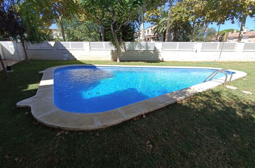 Foto 23 - Appartamento con 2 camere da letto a Cambrils con piscina e giardino