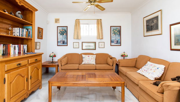 Casa de 2 habitaciones en Nerja con piscina privada y jardín - Foto 5