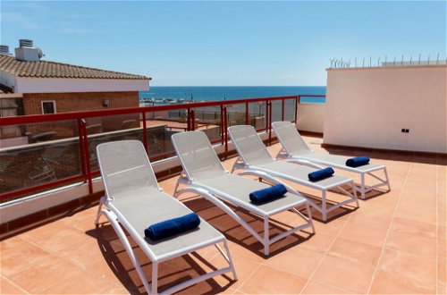 Photo 2 - 2 bedroom Apartment in Salou with garden and sea view