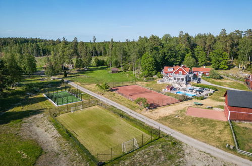 Foto 46 - Casa de 4 quartos em Strängnäs com piscina privada e jardim