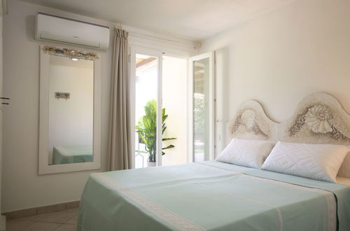 Foto 11 - Appartamento con 2 camere da letto a Arzachena con giardino e terrazza