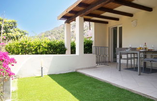 Foto 2 - Appartamento con 2 camere da letto a Arzachena con giardino e terrazza