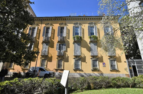 Photo 5 - Appartement de 2 chambres à Milan avec jardin et terrasse