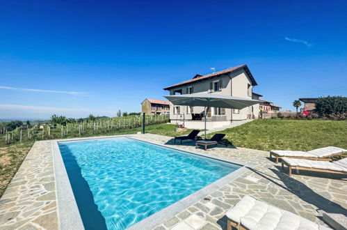 Foto 22 - Apartamento de 1 habitación en Costigliole d'Asti con piscina y jardín