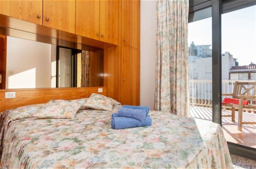 Photo 5 - Appartement de 2 chambres à Llançà avec terrasse et vues à la mer