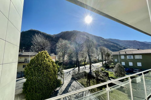 Photo 9 - Appartement de 2 chambres à Dervio avec jardin et vues sur la montagne