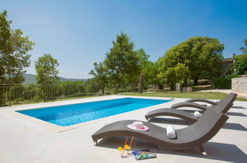 Foto 14 - Casa con 3 camere da letto a Kršan con piscina privata e vista mare