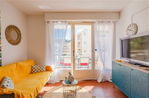 Photo 7 - Appartement de 2 chambres à Sainte-Maxime avec vues à la mer