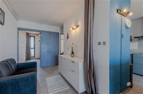 Foto 23 - Appartamento con 2 camere da letto a Le Barcarès con piscina e vista mare