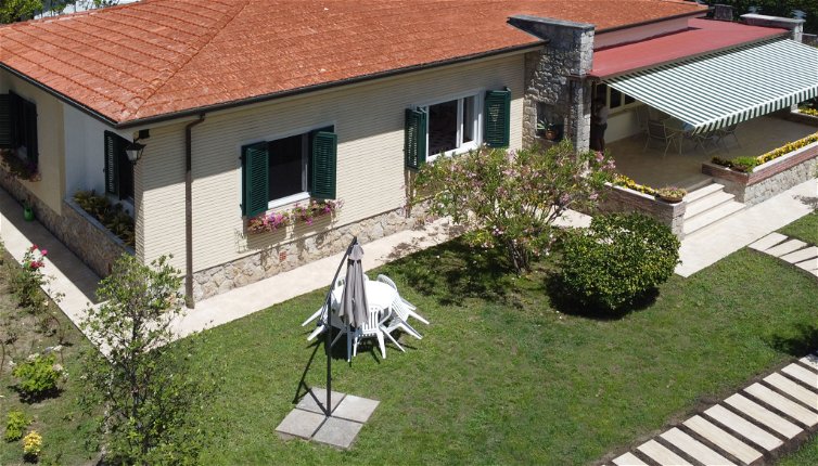 Foto 1 - Casa de 3 habitaciones en Forte dei Marmi con jardín y vistas al mar