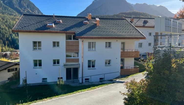 Foto 1 - Apartamento de 2 habitaciones en Scuol con vistas a la montaña