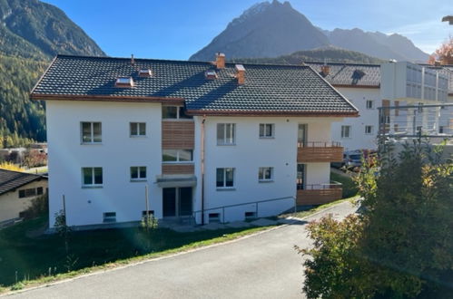 Foto 1 - Appartamento con 2 camere da letto a Scuol con vista sulle montagne