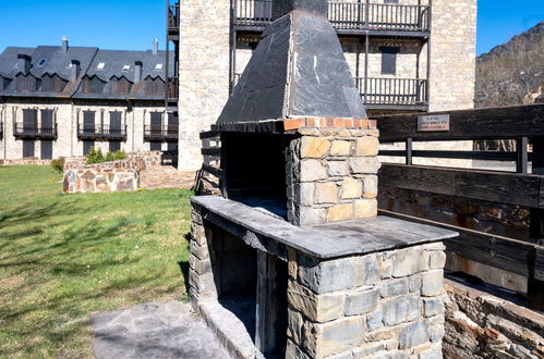 Photo 15 - Appartement de 1 chambre à La Vall de Boí avec piscine et vues sur la montagne