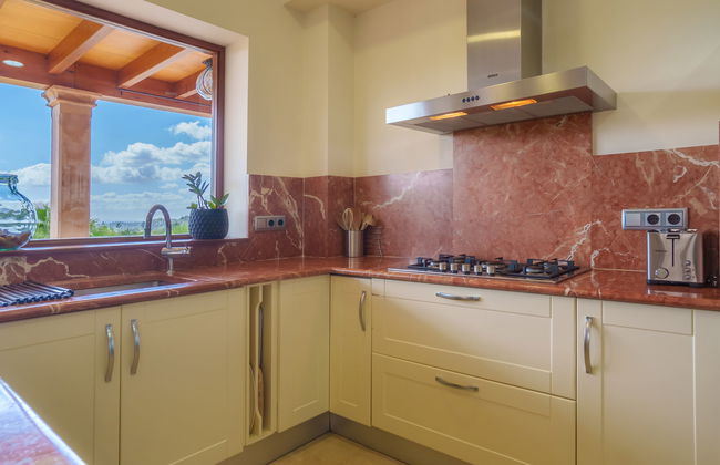 Casa de 3 quartos em Selva com piscina privada e jardim - Foto 13