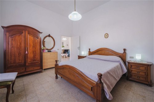 Foto 35 - Casa de 3 habitaciones en Viareggio con jardín y vistas al mar