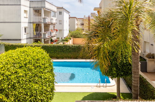 Photo 19 - 2 bedroom Apartment in Cubelles with swimming pool and sea view