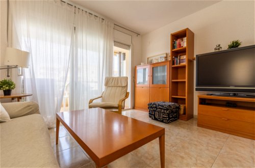 Photo 10 - 2 bedroom Apartment in Cubelles with swimming pool and sea view