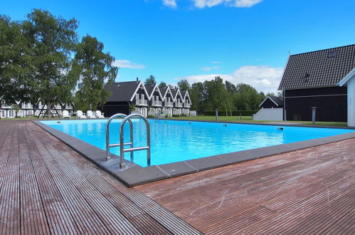 Photo 3 - Maison de 3 chambres à Nykøbing Sj avec piscine et terrasse