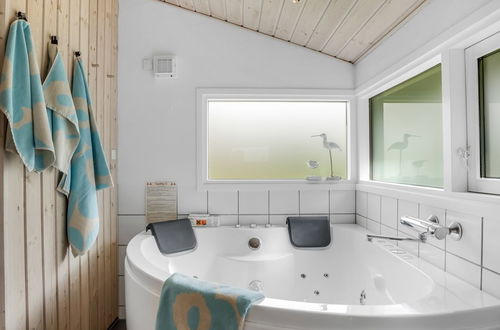 Foto 7 - Casa de 3 quartos em Harrerenden com terraço e sauna