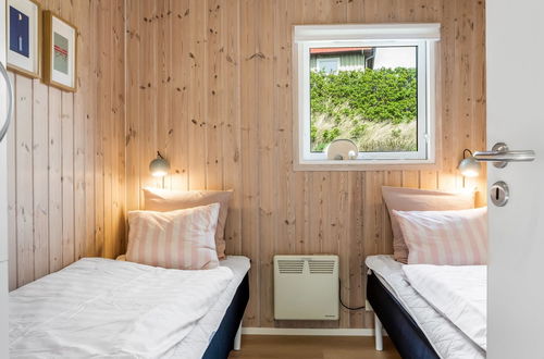 Foto 11 - Casa de 3 quartos em Harrerenden com terraço e sauna