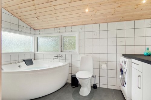 Photo 2 - Maison de 3 chambres à Harrerenden avec terrasse et sauna