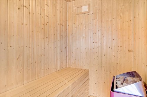 Foto 9 - Casa de 3 habitaciones en Harrerenden con terraza y sauna