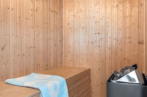 Foto 8 - Casa de 3 quartos em Harrerenden com terraço e sauna